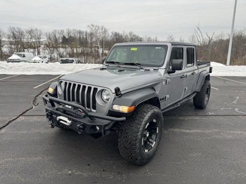 Used 2020 Jeep Gladiator Sport w/ Quick Order Package 24S image 7