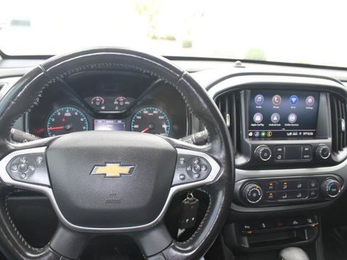 Used 2022 Chevrolet Colorado LT w/ Fleet Safety Package RWD image 20