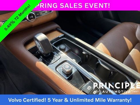 Certified 2023 Volvo XC90 T8 Plus image 22