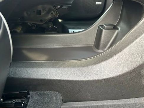 Used 2023 Buick Enclave Avenir image 25