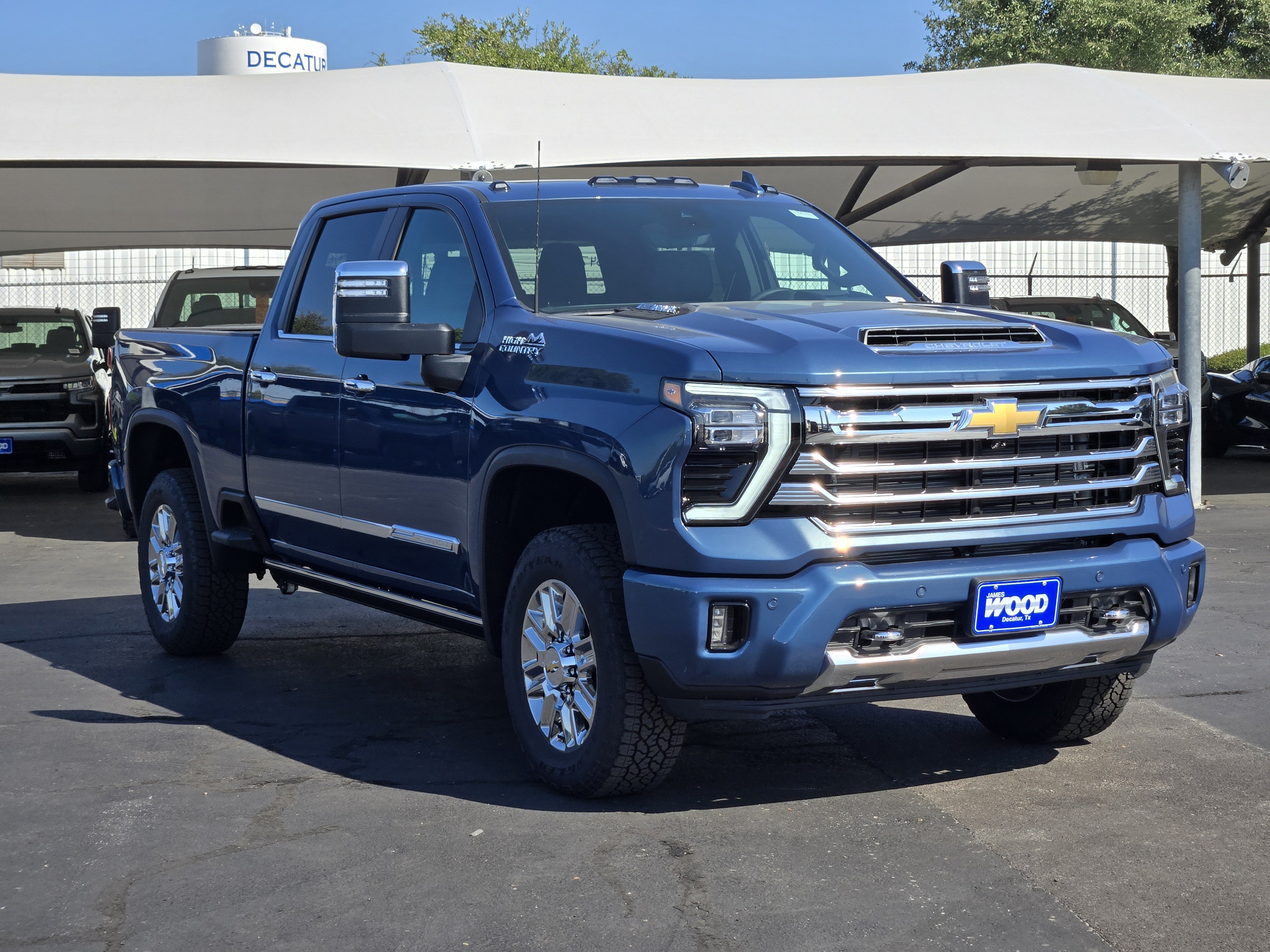 New 2026 Chevrolet Silverado 2500 High Country w/ Technology Package AWD/4WD image 2