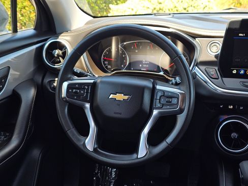 Used 2025 Chevrolet Blazer LT AWD/4WD image 22