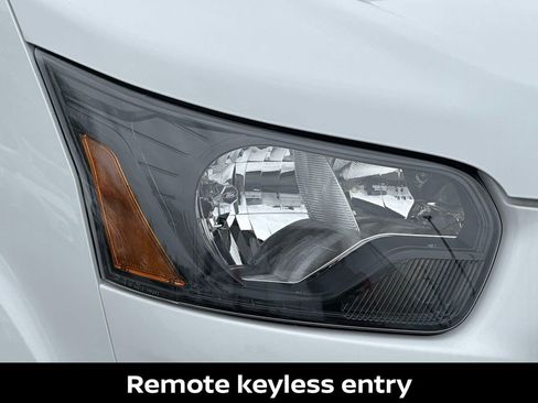 Used 2024 Ford Transit 250 Low Roof w/ Exterior Upgrade Package RWD image 12