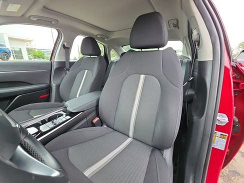 Used 2023 Hyundai Sonata SEL w/ Convenience Package FWD image 11