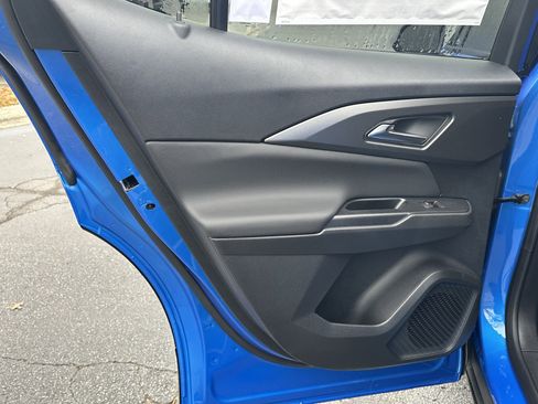 New 2026 Chevrolet Equinox EV LT image 23