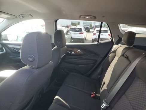 Certified 2019 GMC Terrain SLE w/ Driver Convenience Package AWD/4WD image 9