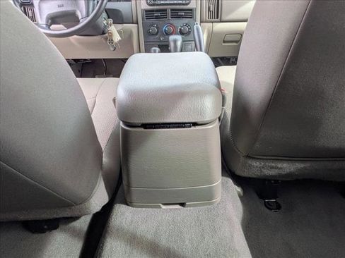Used 2004 Jeep Grand Cherokee Laredo w/ Convenience Group image 13
