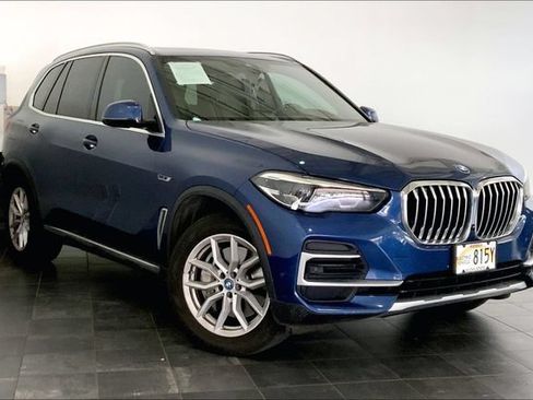 Certified 2023 BMW X5 xDrive45e w/ Luxury Seating Package AWD/4WD image 2