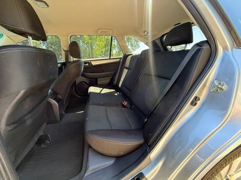 Used 2015 Subaru Outback 2.5i Premium AWD/4WD image 11