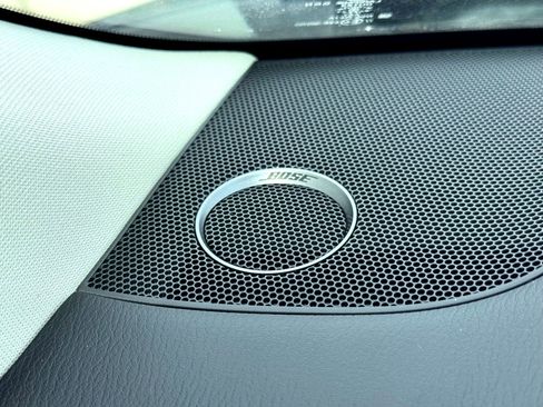 Used 2018 MAZDA CX-9 Touring w/ Touring Premium Package image 28