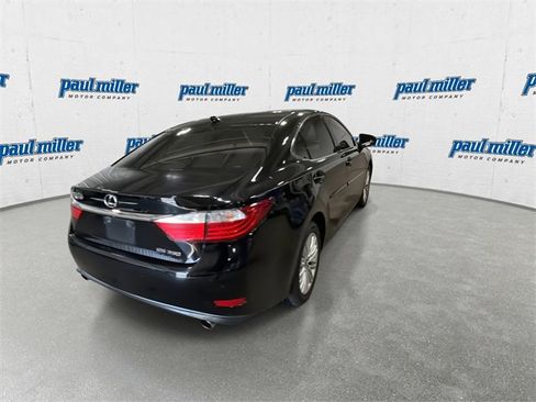 Used 2015 Lexus ES 350 w/ Luxury Package image 10