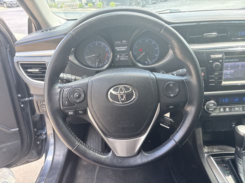 Used 2016 Toyota Corolla S w/ Body Protection Package #1 FWD image 18