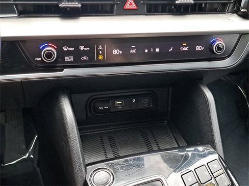 Used 2023 Kia Sportage EX image 29