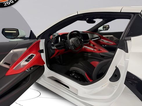 Used 2026 Chevrolet Corvette Stingray Premium Conv w/ Z51 Performance Package RWD image 9