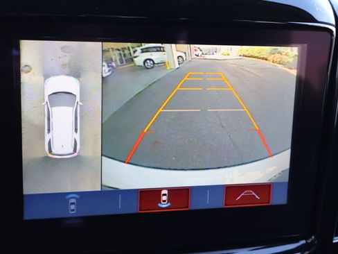 Used 2018 Chevrolet Traverse Premier w/ Redline Edition image 4