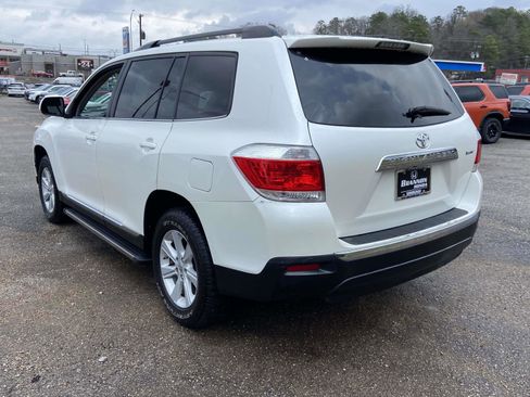 Used 2013 Toyota Highlander SE image 3