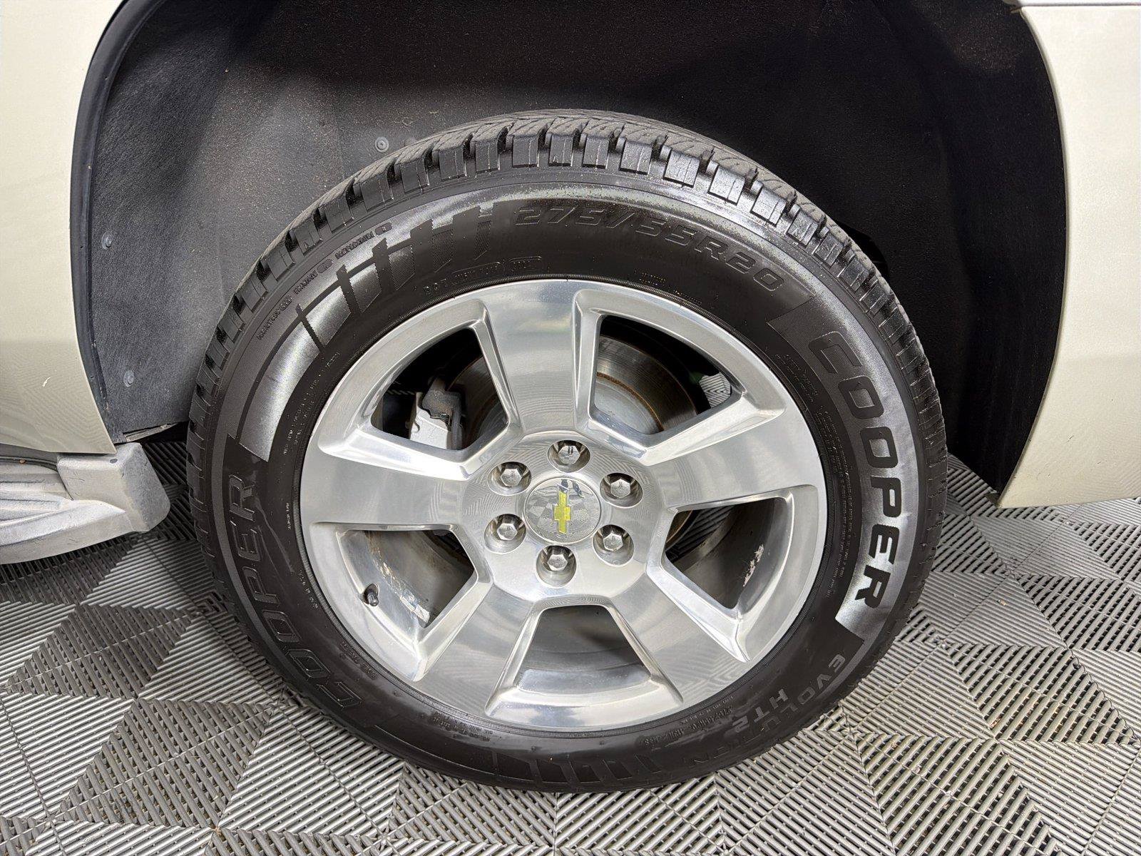 Used 2015 Chevrolet Tahoe LT RWD image 15