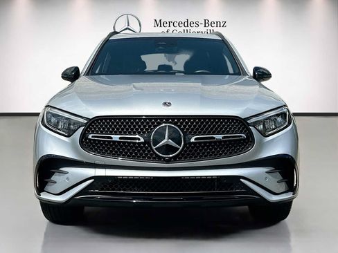 Used 2025 Mercedes-Benz GLC 300 4MATIC w/ AMG Line image 2