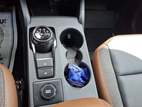 Used 2023 Ford Bronco Sport Outer Banks w/ Tech Package AWD/4WD image 18