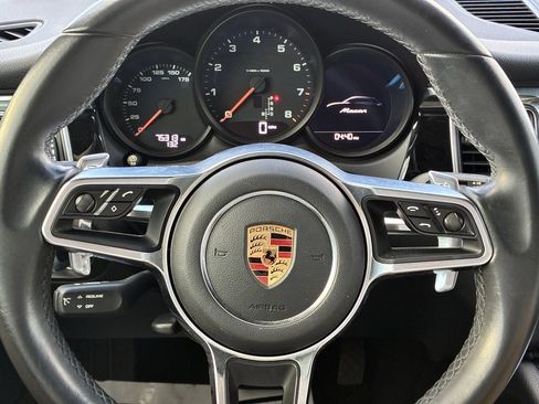 Used 2017 Porsche Macan w/ Driver Memory Package image 52