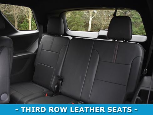 Used 2022 Chevrolet Traverse RS image 10