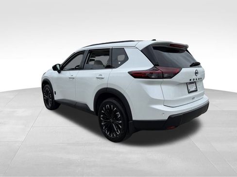 New 2026 Nissan Rogue SV image 5