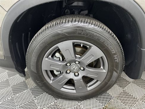 Used 2020 Honda Ridgeline RTL-E image 13