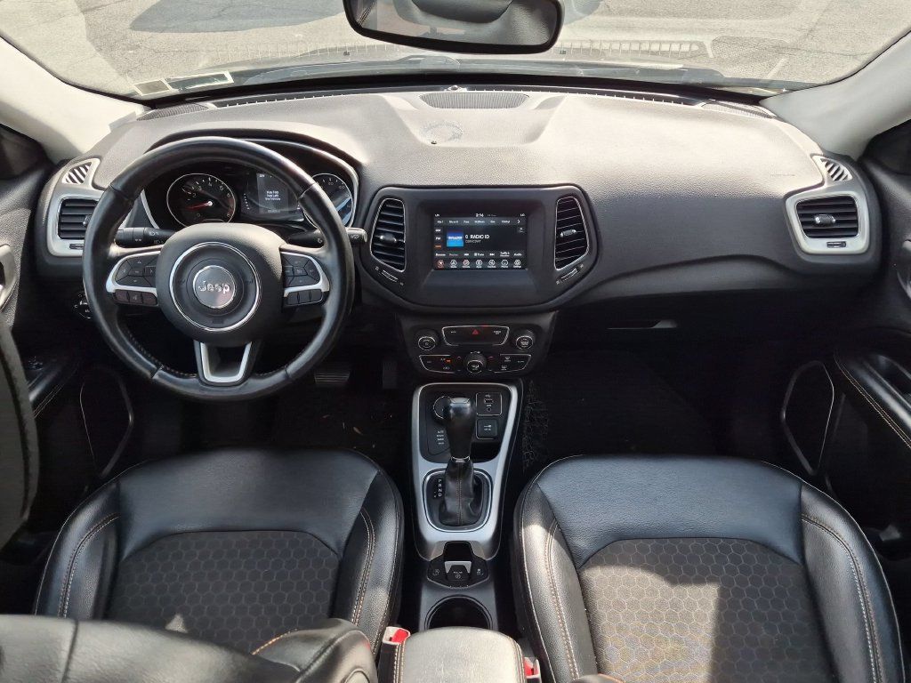 Used 2019 Jeep Compass Latitude w/ Cold Weather Group AWD/4WD image 17
