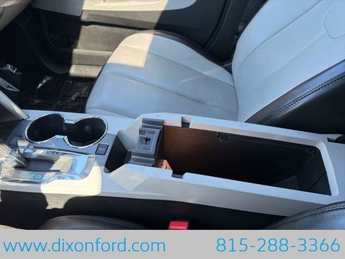 Used 2017 Chevrolet Equinox Premier w/ Enhanced Convenience Package FWD image 14