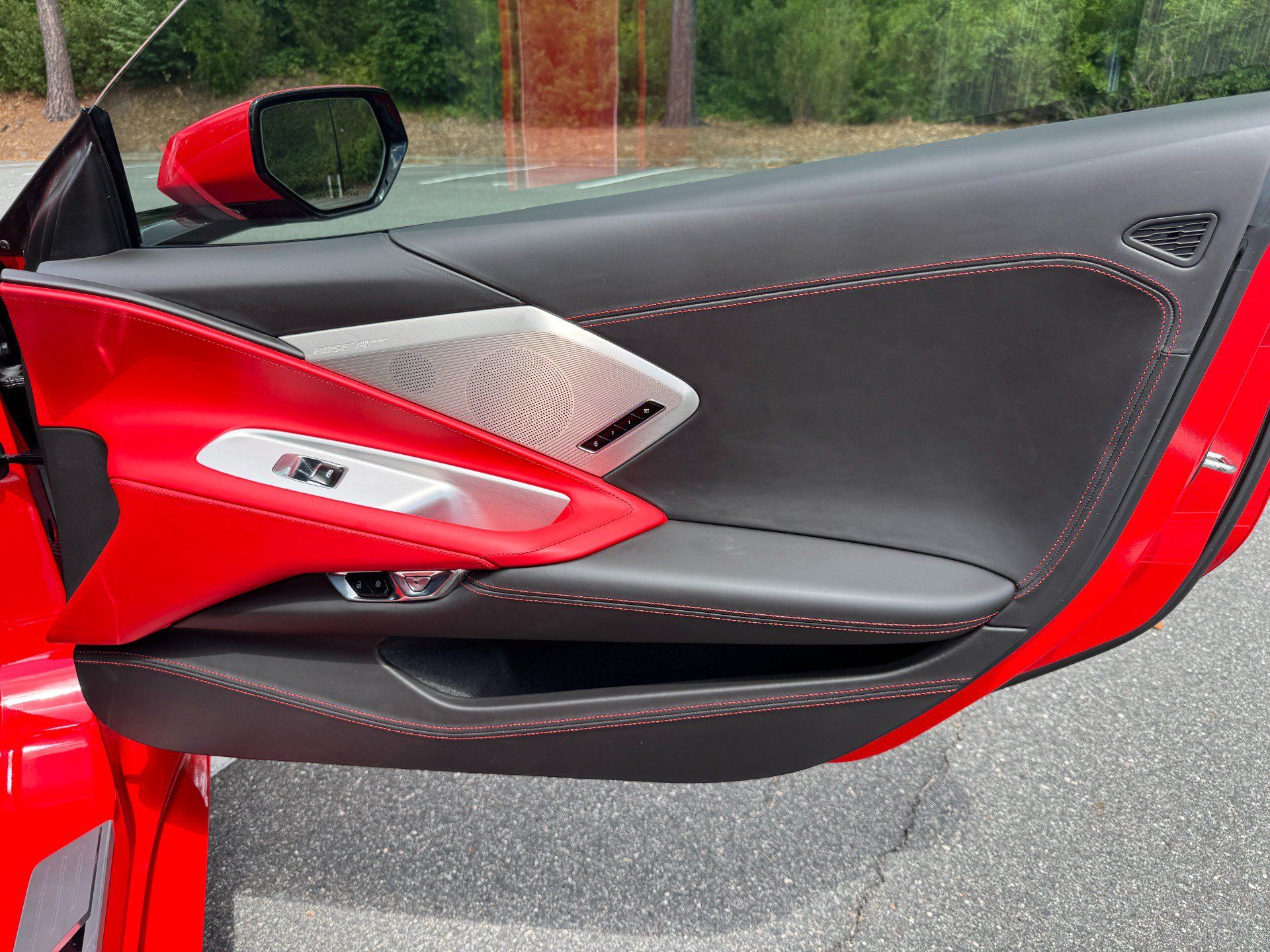 Used 2023 Chevrolet Corvette Stingray Premium Cpe w/ Z51 Performance Package RWD image 47
