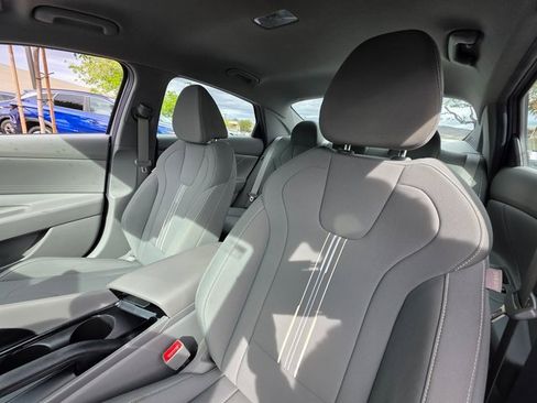 Certified 2024 Hyundai Elantra SEL image 15