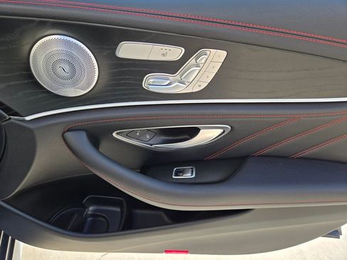 Used 2019 Mercedes-Benz E 53 AMG 4MATIC Sedan image 21