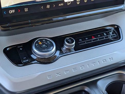 New 2025 Ford Expedition Max Active image 42