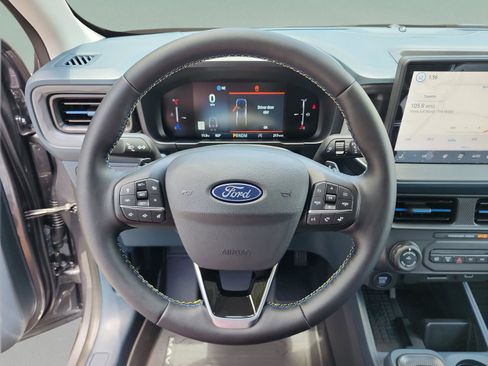 New 2025 Ford Maverick Lobo image 9