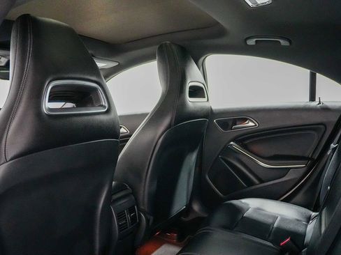 Used 2019 Mercedes-Benz CLA 250 image 20