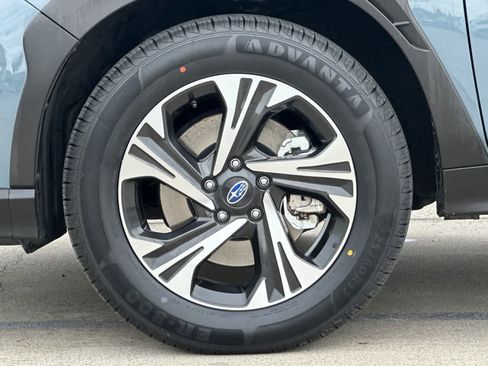 Certified 2024 Subaru Crosstrek 2.0i Premium w/ Popular Package #3 image 25