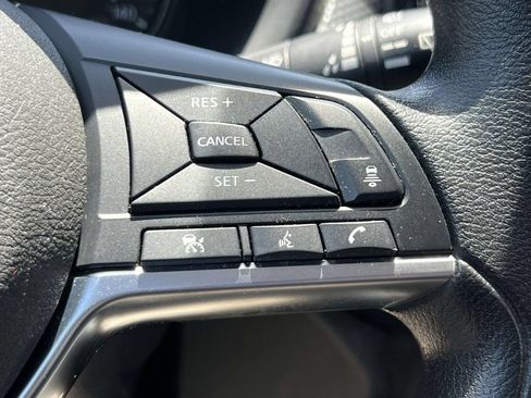 Used 2024 Nissan Kicks SV w/ Interior Electronics Package FWD image 20