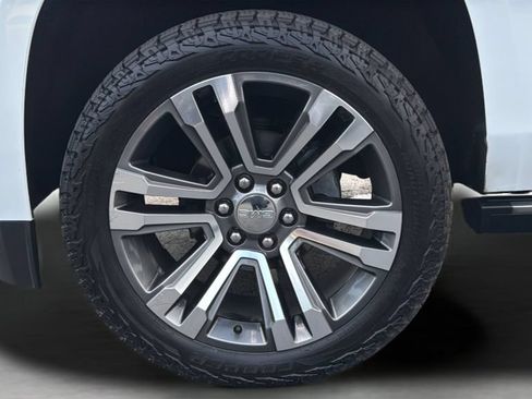 Used 2019 GMC Yukon XL Denali w/ Denali Ultimate Package AWD/4WD image 41