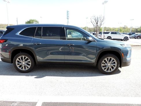 New 2026 Buick Enclave Preferred w/ Super Cruise Package FWD image 4