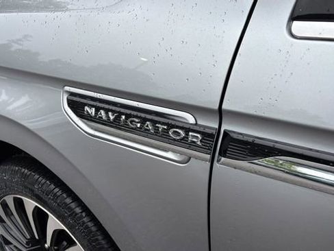 Used 2022 Lincoln Navigator L Black Label AWD/4WD image 43