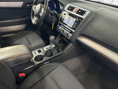 Used 2016 Subaru Outback 2.5i Premium AWD/4WD image 18
