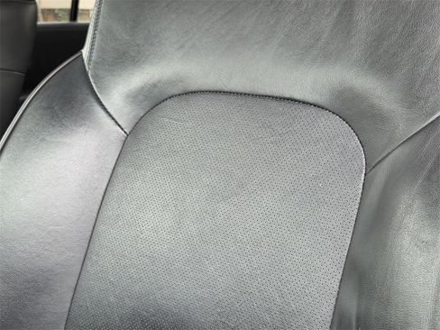 Used 2021 Nissan Armada SL w/ Captain's Chairs Package image 14