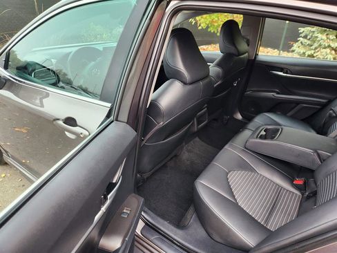 Used 2023 Toyota Camry SE image 21