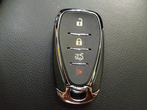 Used 2023 Chevrolet Malibu LS FWD image 32