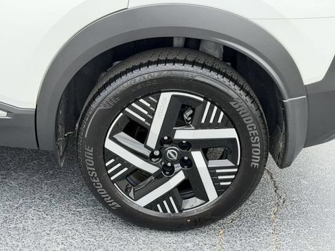 Used 2026 Nissan Kicks SV FWD image 29
