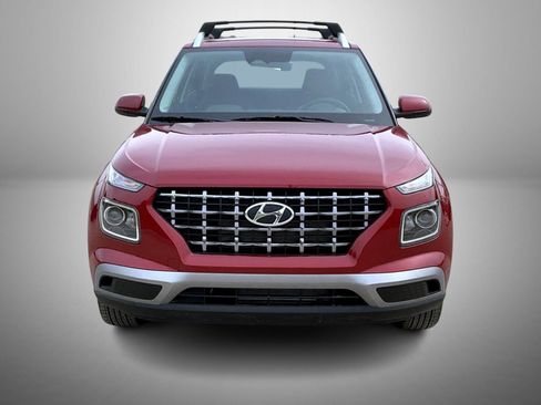 New 2025 Hyundai Venue SEL image 2