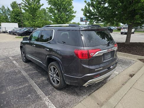 Used 2018 GMC Acadia Denali w/ Technology Package AWD/4WD image 7