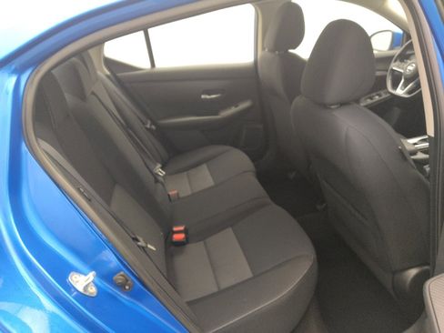 Used 2022 Nissan Sentra SV FWD image 19