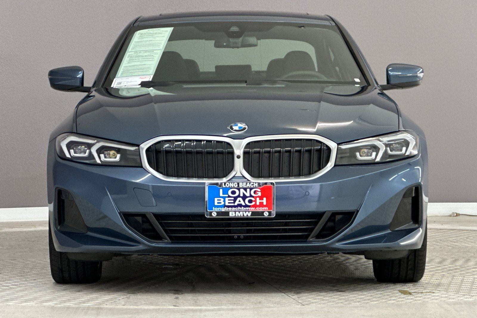 Certified 2025 BMW 330i Sedan w/ Premium Package RWD image 5