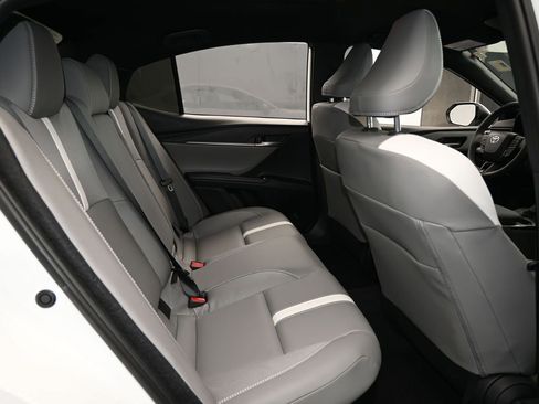 Used 2026 Toyota Camry SE w/ Convenience Package image 46